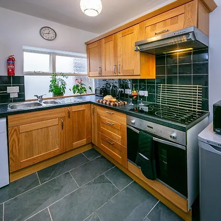 Spacious Ground Floor Apartment Keswick  Exterior photo